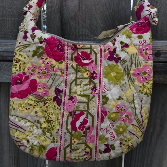Vera Bradley Handbag - Picture 9 of 9